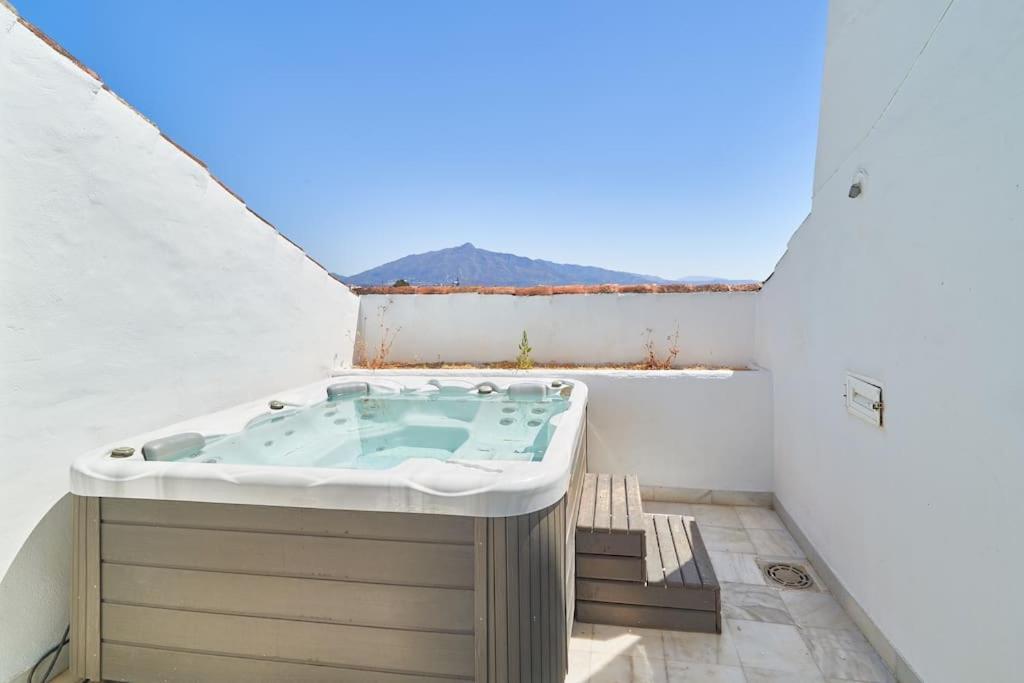 Superbe Appartement Avec Jaccuzi Marbella Buitenkant foto