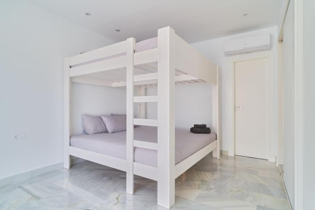 Superbe Appartement Avec Jaccuzi Marbella Buitenkant foto