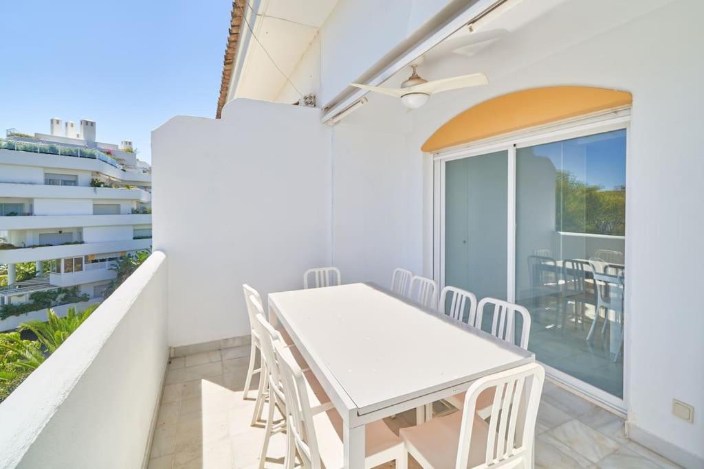 Superbe Appartement Avec Jaccuzi Marbella Buitenkant foto