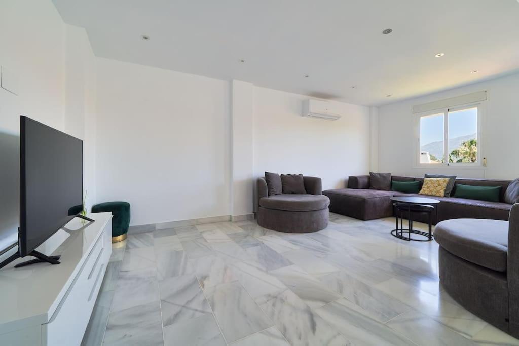 Superbe Appartement Avec Jaccuzi Marbella Buitenkant foto